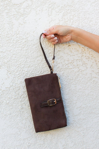 Zephyr Suede Wristlet / Rich Brown