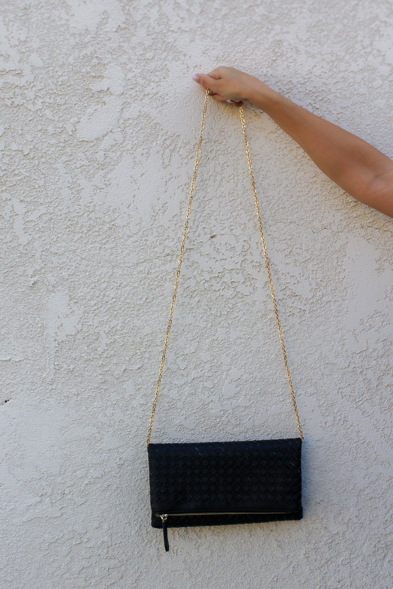 Amber Woven Clutch / Black