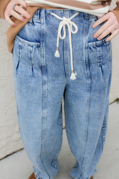 On Trend Rope Tied Barrel Jeans