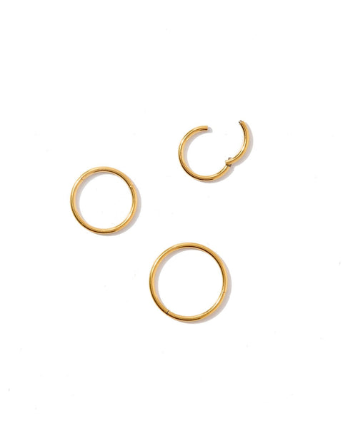 Ava Huggie Infinity Hoop Earrings / Gold 10mm