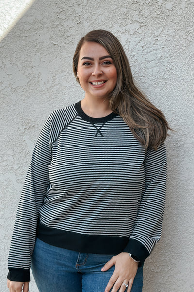 Victoria Reversible Pullover / Black and White