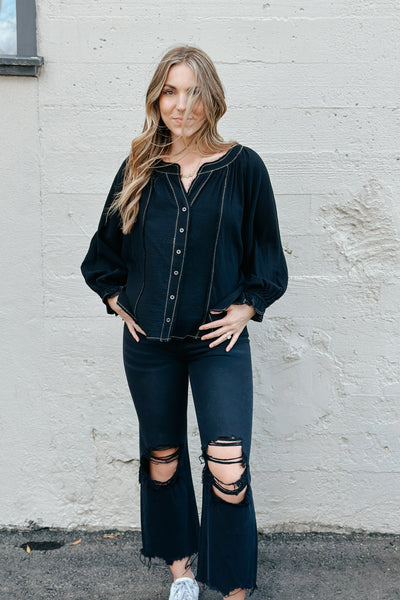 Vervet Leslie Distressed Flares / Black *final sale*