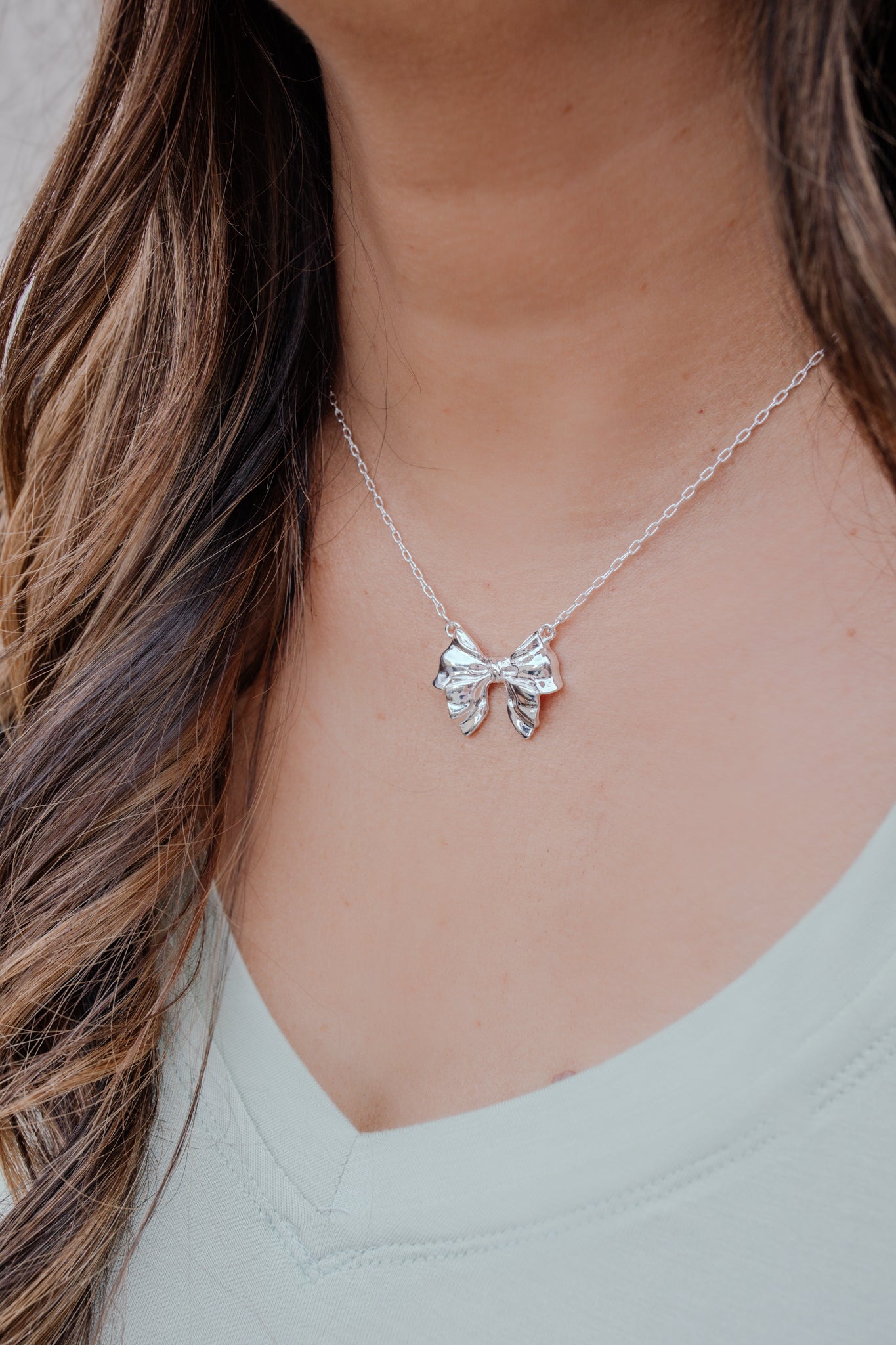 Silver Days Bow Necklace