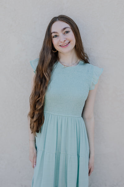 Sunday Stroll Midi Dress / Light Sage