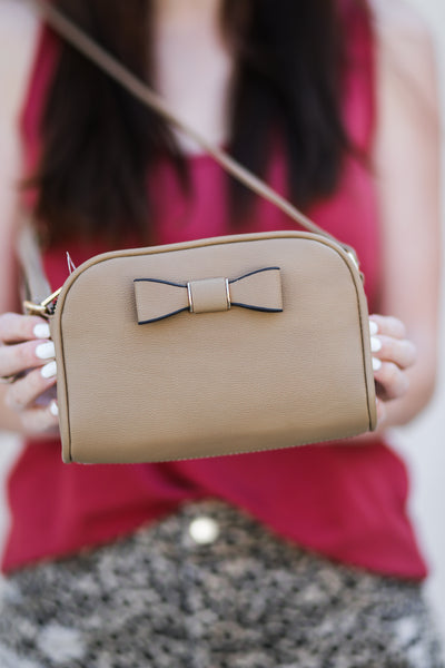 Smooth Bow Crossbody Purse