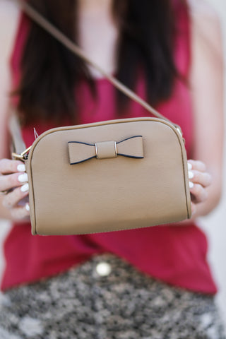 Smooth Bow Crossbody Purse