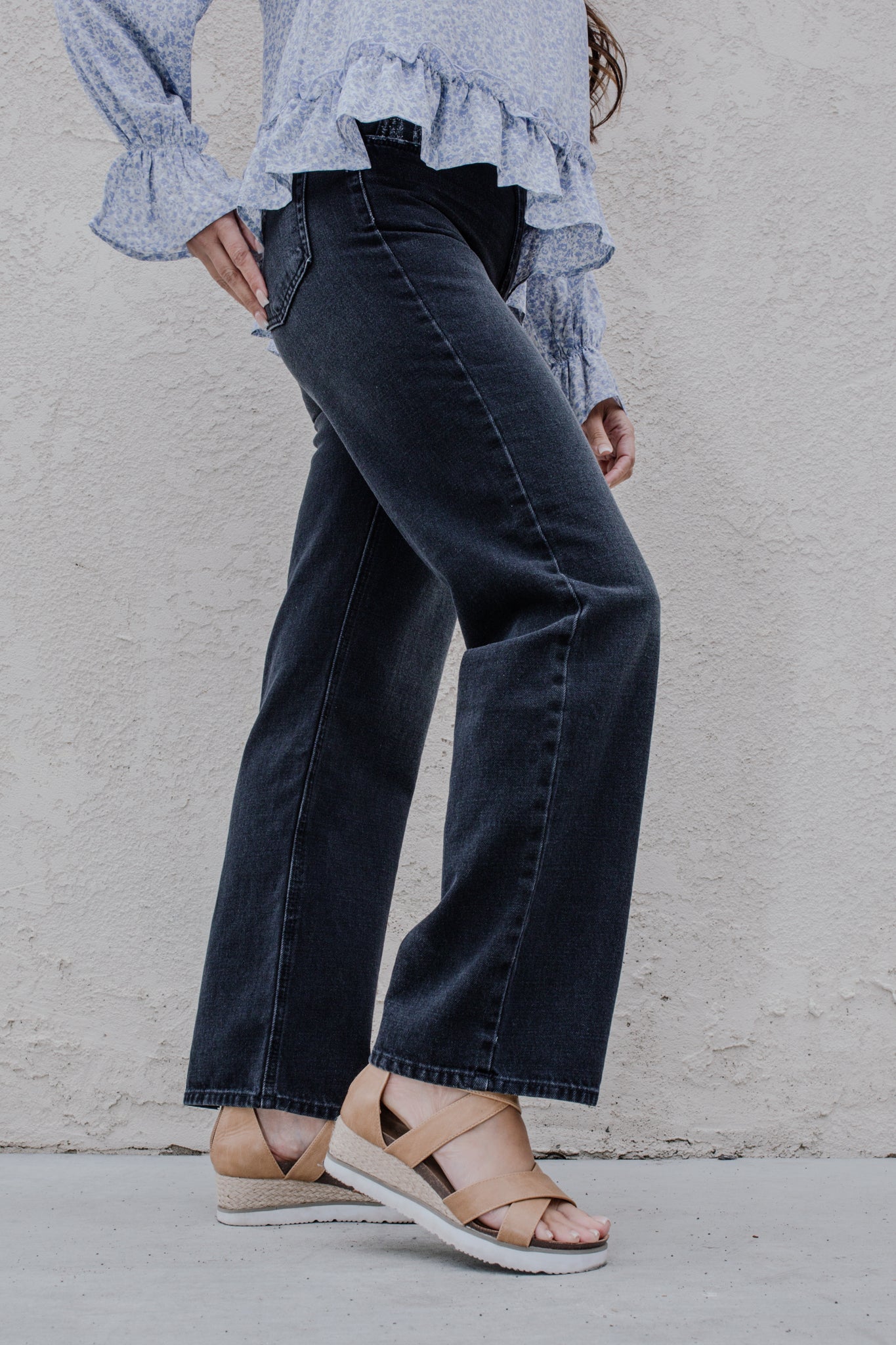 Just Black Relaxed Waist Straight Leg Jeans