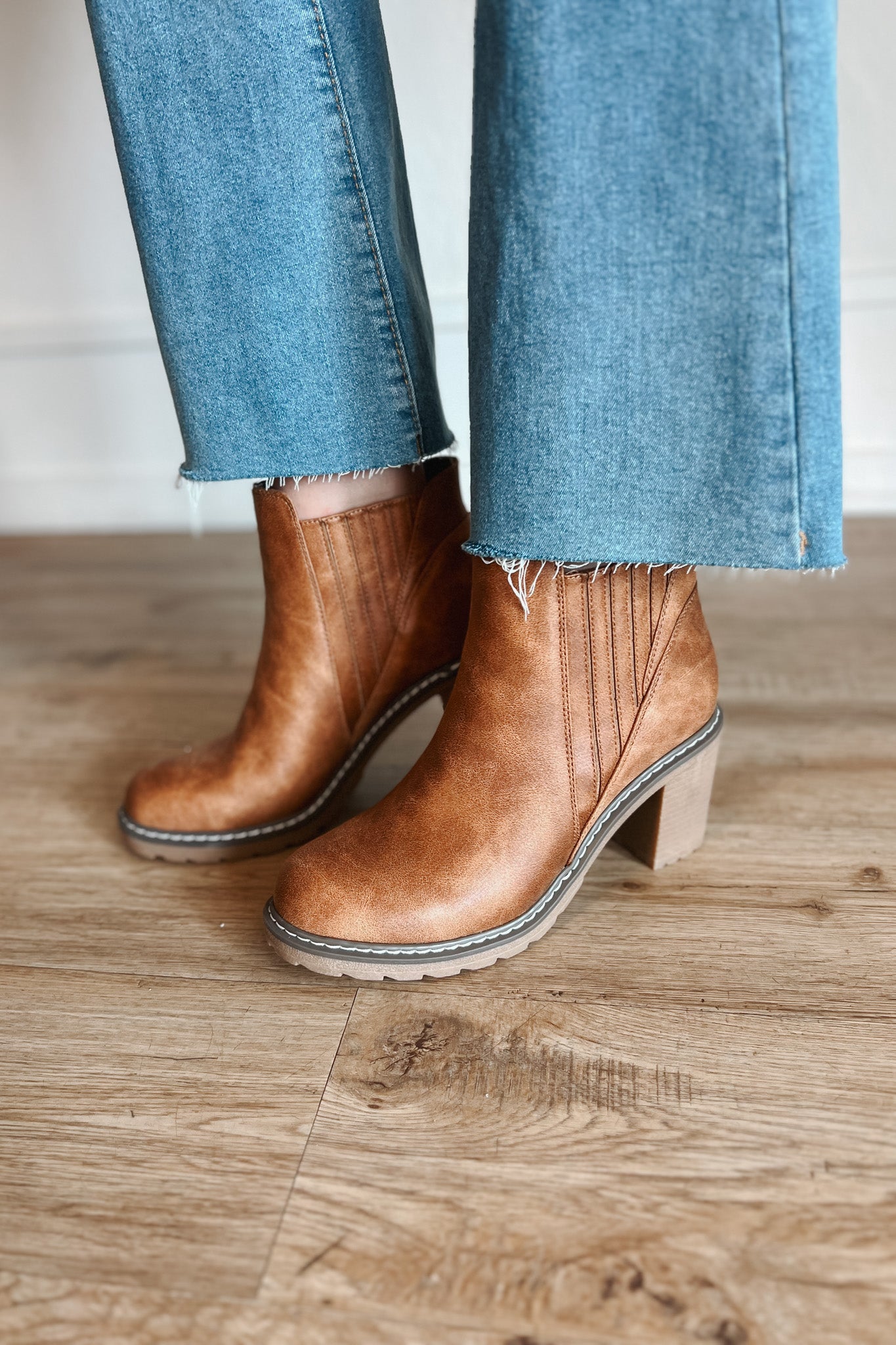 Corkys Pecan Pie Boots