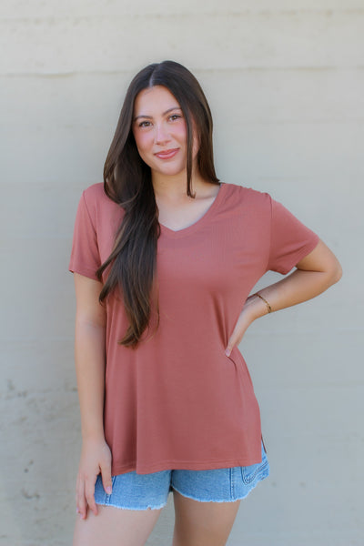 Veronica VNeck / Clay