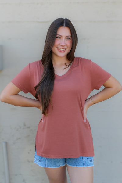Veronica VNeck / Clay