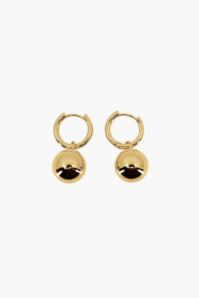 Greta Hoops