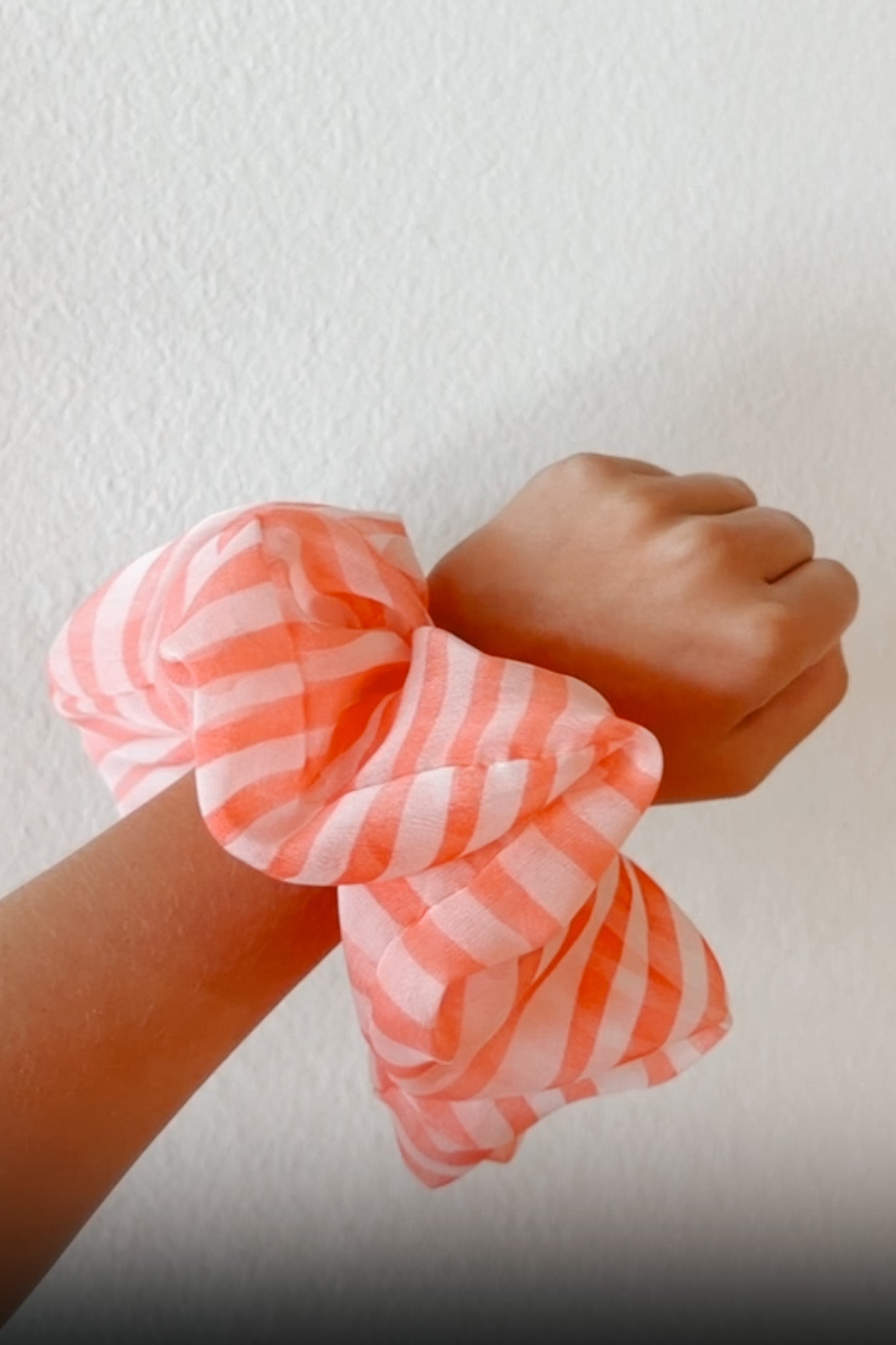 XL Scrunchie Coral Stripe