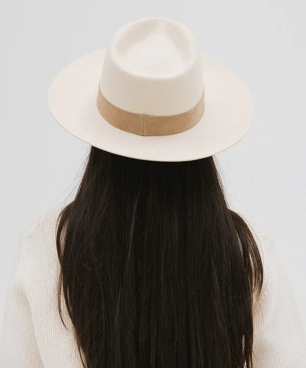Gigi Pip / Holly Rancher / Off White